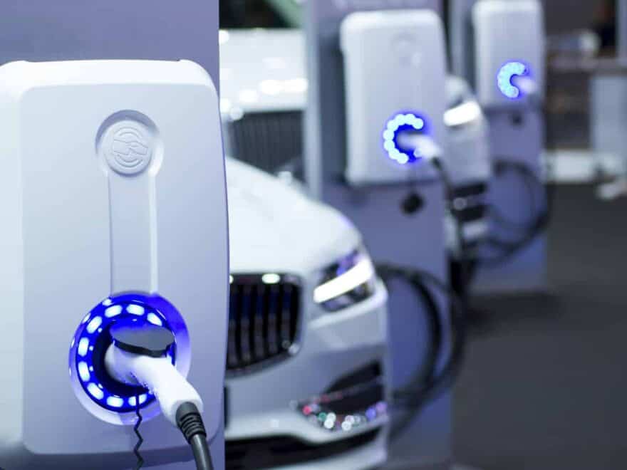 Power supply for charging electric cars